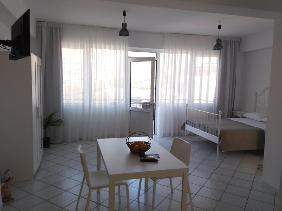 Apartment View Matala (Crete)