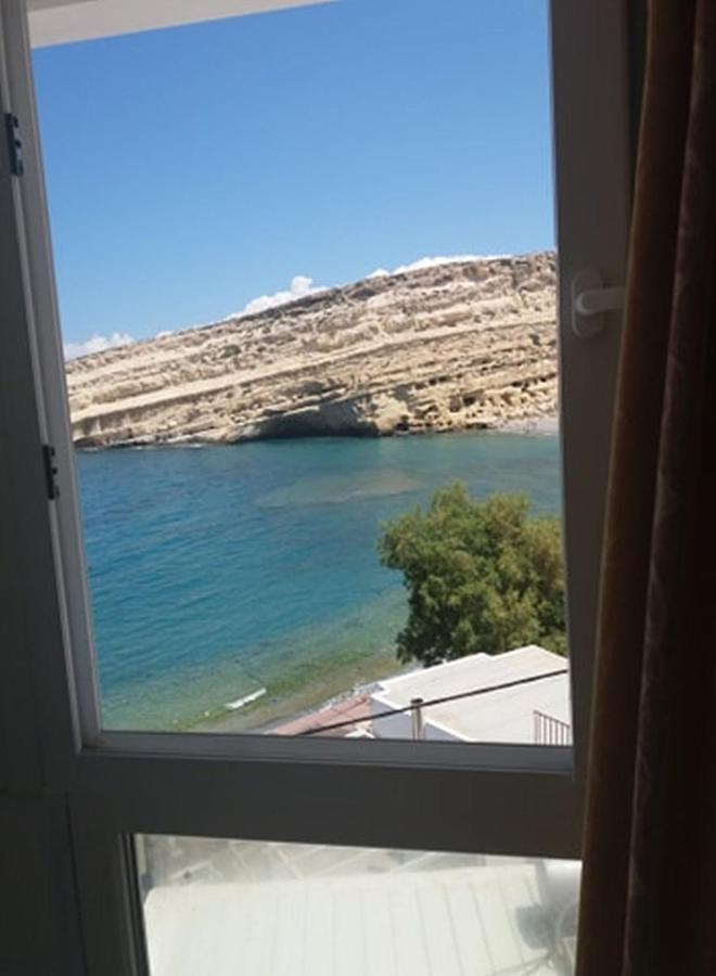 Apartment View *
